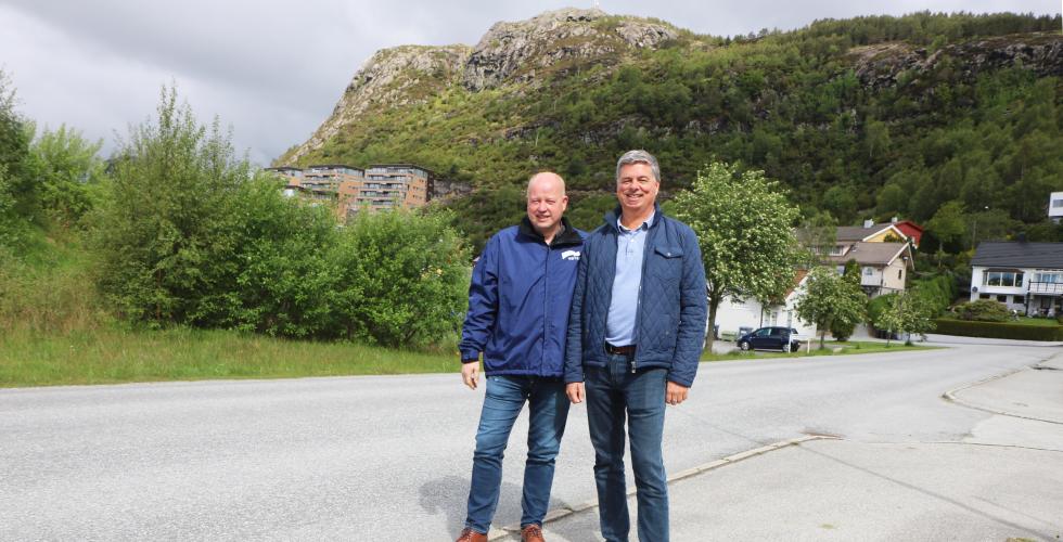Høgre meiner at kommunen ikkje kan ta for mykje av utgiftene ved Aksdals-utviklinga sjølv. Ein må tilrettelegge for realiserbare planar og la private aktørar sleppe til, meiner dei.
Høgre meiner at kommunen ikkje kan ta for mykje av utgiftene ved Aksdals-utviklinga sjølv. Ein må tilrettelegge for realiserbare planar og la private aktørar sleppe til, meiner dei.